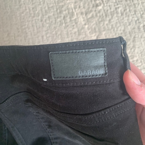 Garage Black Shorts - Picture 3 of 4